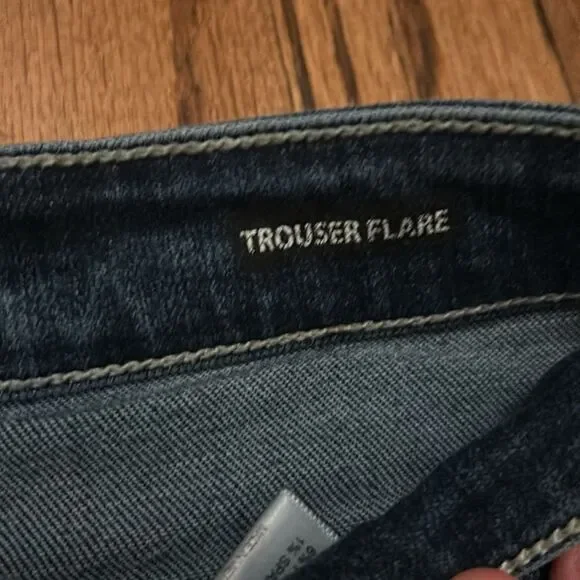 Judy Blue Trouser Flare Distressed jeans 1/25  C - Picture 5 of 11